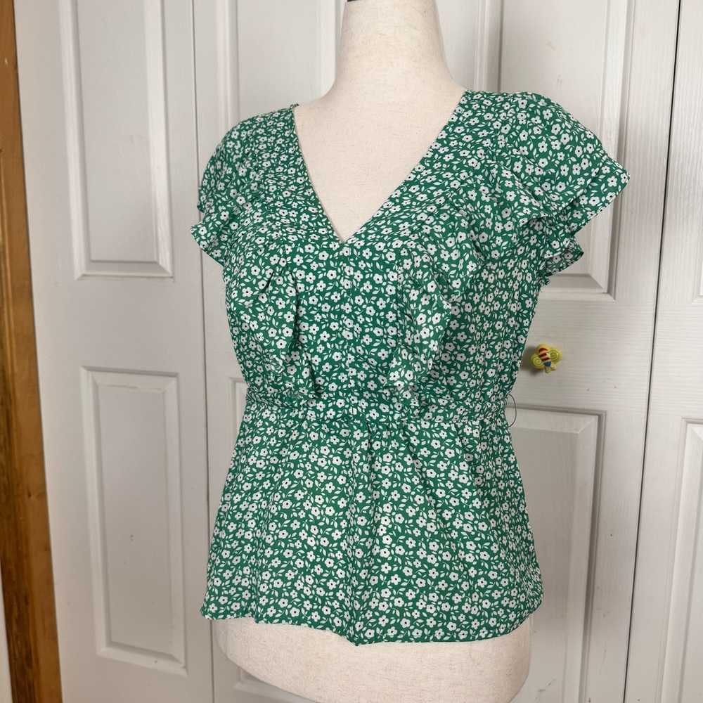 Max Studio Green Floral Blouse